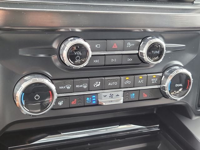 2026 Ford F-350SD Lariat 4WD CREW CAB
