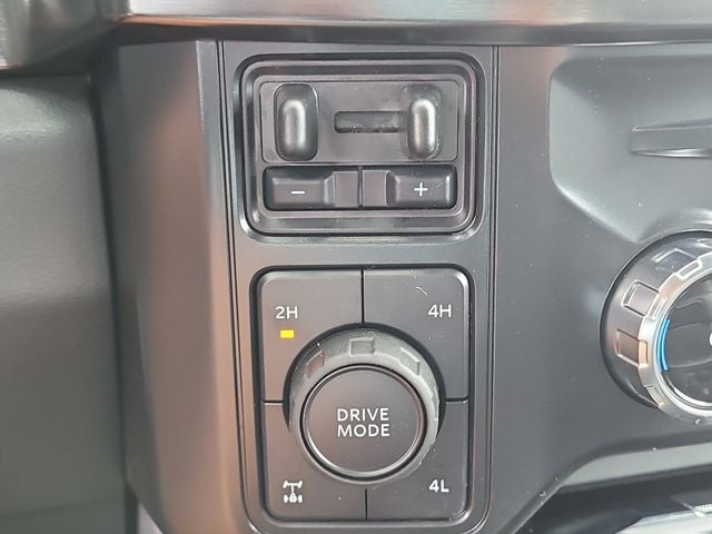 2026 Ford F-350SD Lariat 4WD CREW CAB