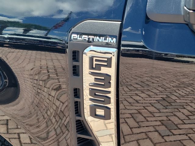 2026 Ford F-350SD Platinum 4WD CREW CAB