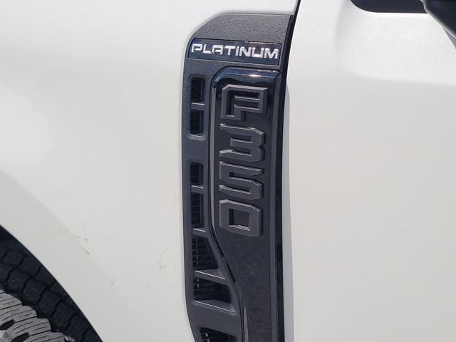 2026 Ford F-350SD Platinum 4WD CREW CAB