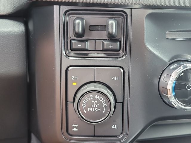 2026 Ford F-350SD Platinum 4WD CREW CAB