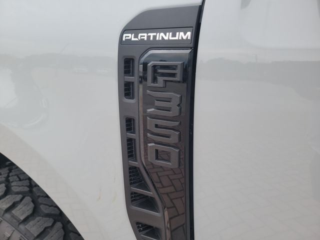 2026 Ford F-350SD Platinum 4WD CREW CAB