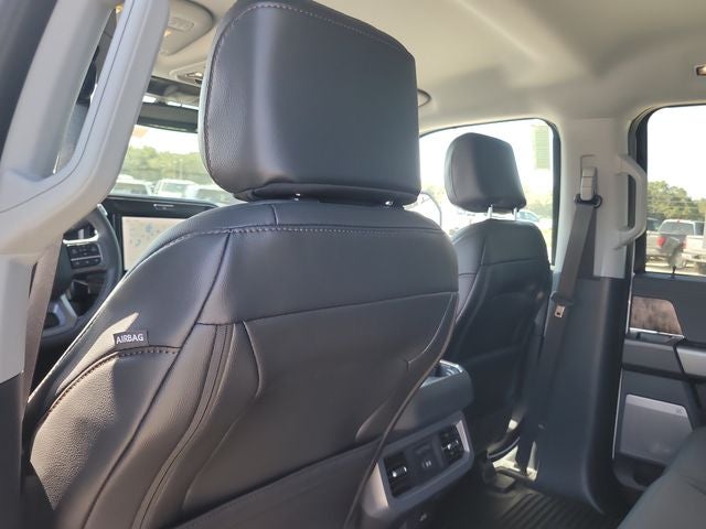 2026 Ford F-350SD Lariat 4WD CREW CAB