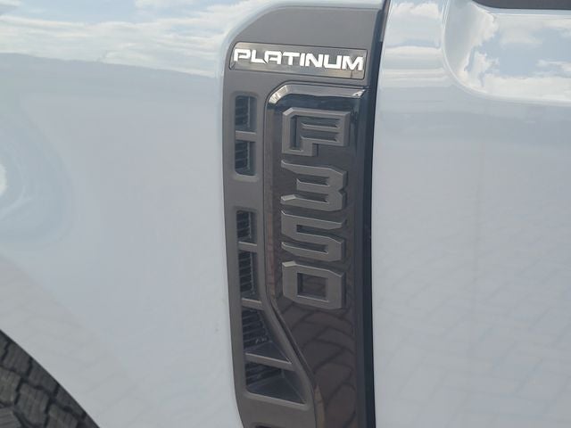 2026 Ford F-350SD Platinum 4WD CREW CAB