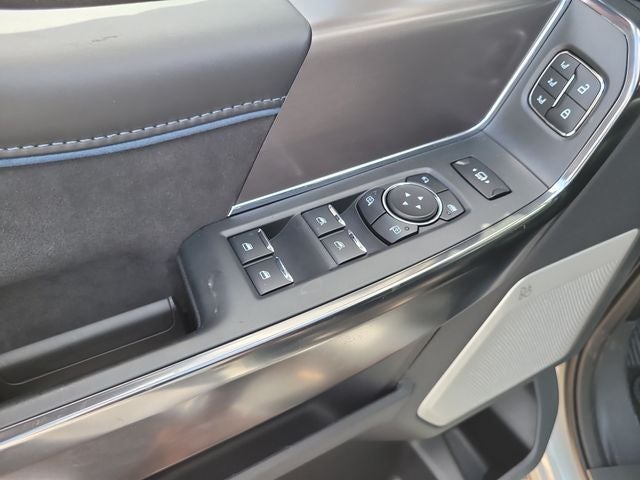 2026 Ford F-350SD Platinum 4WD CREW CAB