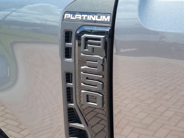 2026 Ford F-350SD Platinum 4WD CREW CAB
