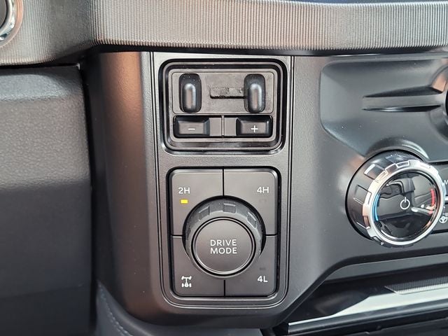 2026 Ford F-350SD Platinum 4WD CREW CAB