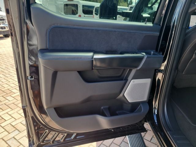 2026 Ford F-350SD Platinum 4WD CREW CAB
