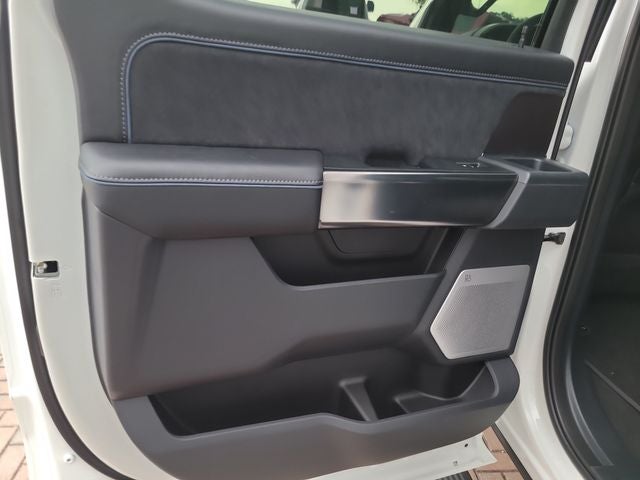 2026 Ford F-350SD Platinum 4WD CREW CAB