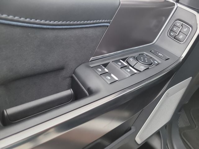 2026 Ford F-350SD Platinum 4WD CREW CAB