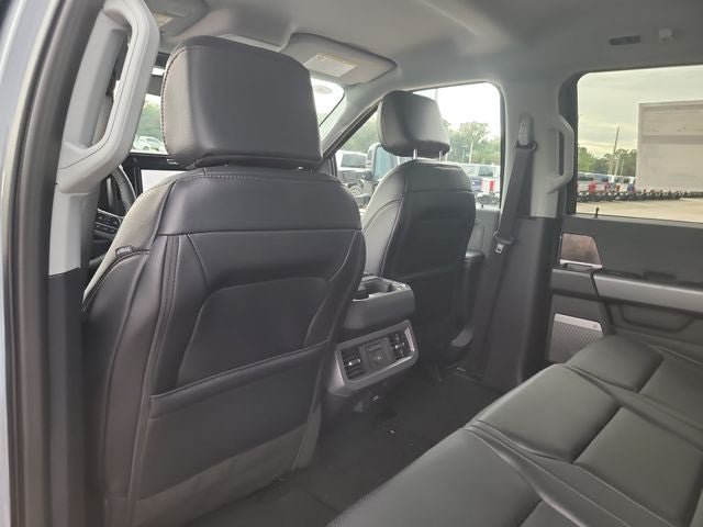 2026 Ford F-350SD Lariat 4WD CREW CAB