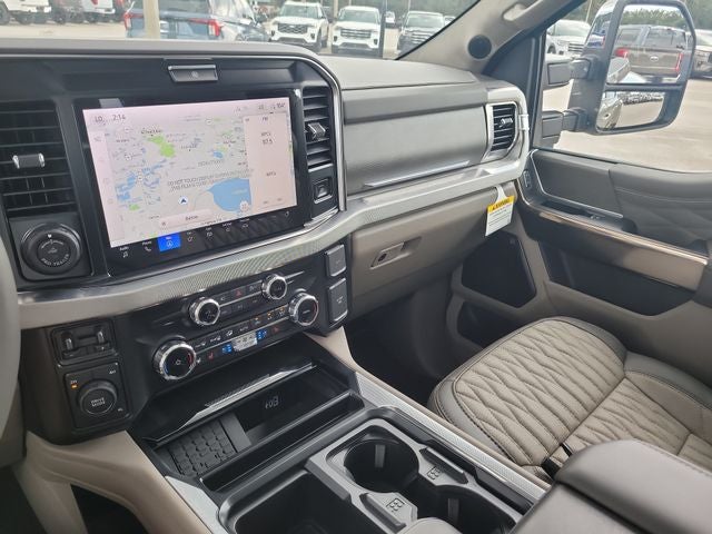 2026 Ford F-350SD Platinum DRW 4WD CREW CAB