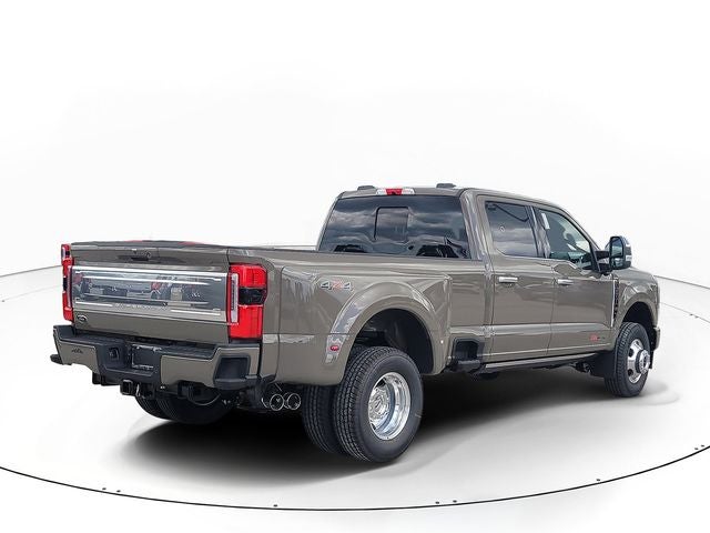 2026 Ford F-350SD Platinum DRW 4WD CREW CAB