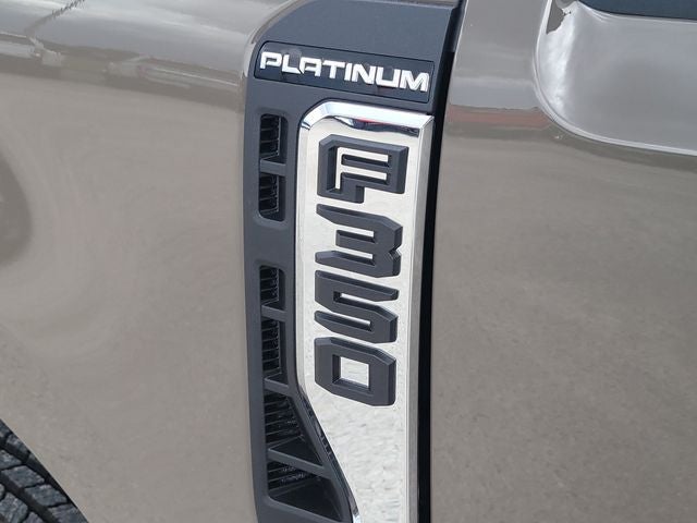 2026 Ford F-350SD Platinum DRW 4WD CREW CAB