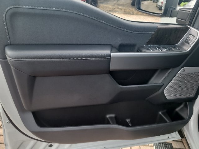 2026 Ford F-350SD Lariat DRW 4WD CREW CAB