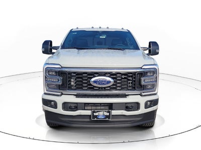 2026 Ford F-350SD Platinum DRW 4WD CREW CAB