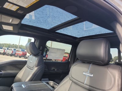 2026 Ford F-350SD Platinum DRW 4WD CREW CAB