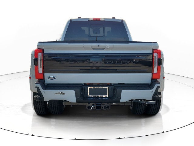 2026 Ford F-350SD Platinum DRW 4WD CREW CAB
