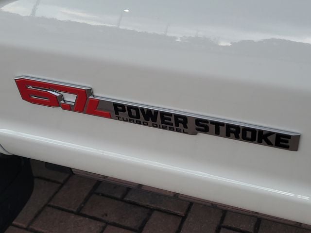 2026 Ford F-350SD Lariat DRW 4WD CREW CAB