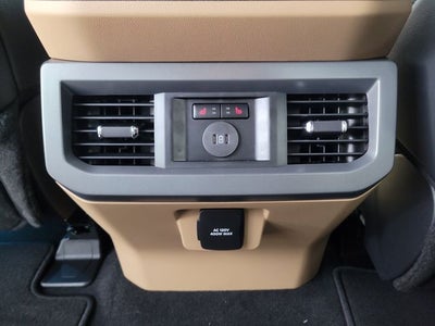 2026 Ford F-350SD Lariat DRW 4WD CREW CAB