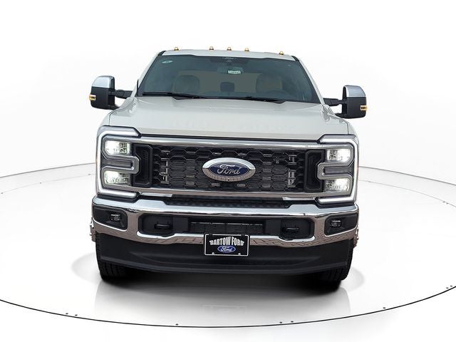 2026 Ford F-350SD Lariat DRW 4WD CREW CAB