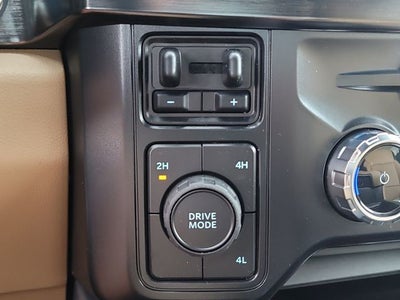 2026 Ford F-350SD Lariat DRW 4WD CREW CAB