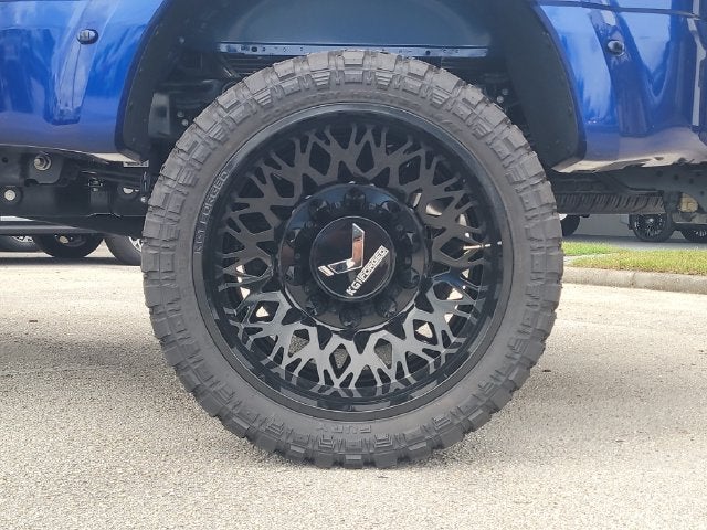 2026 Ford F-350SD Platinum DRW / LIFTED WHEELS & TIRES
