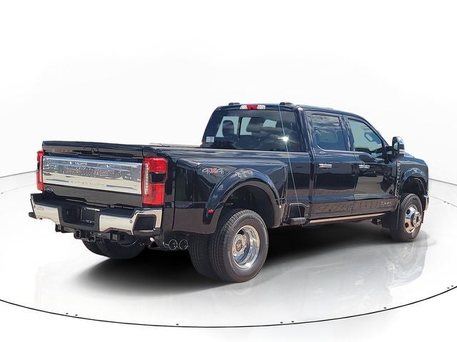 2026 Ford F-350SD King Ranch DRW 4WD CREW CAB