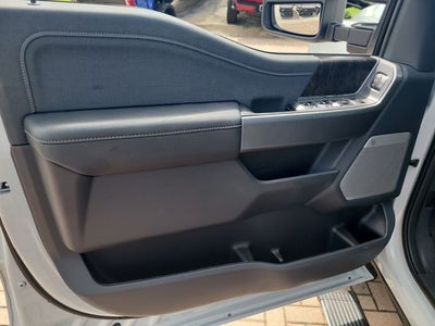 2026 Ford F-350SD Lariat DRW 4WD CREW CAB