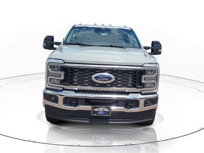 2026 Ford F-350SD Lariat DRW 4WD CREW CAB