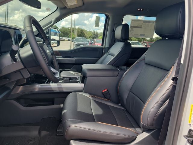 2026 Ford F-350SD Lariat DRW 4WD CREW CAB