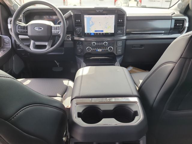 2026 Ford F-350SD Lariat DRW 4WD CREW CAB