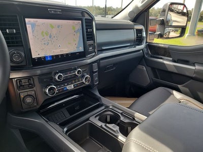 2026 Ford F-350SD Lariat DRW 4WD CREW CAB
