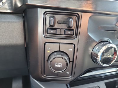 2026 Ford F-350SD Lariat DRW 4WD CREW CAB