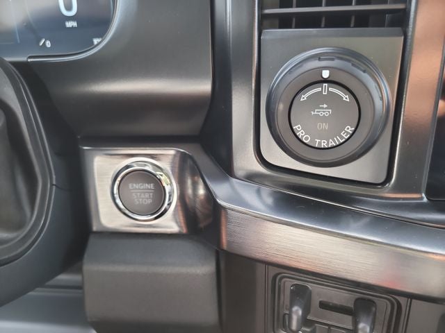 2026 Ford F-350SD Lariat DRW 4WD CREW CAB