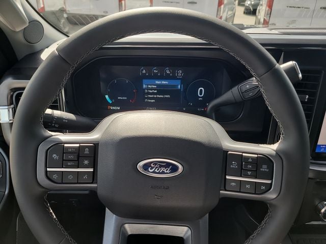 2026 Ford F-350SD Lariat DRW 4WD CREW CAB