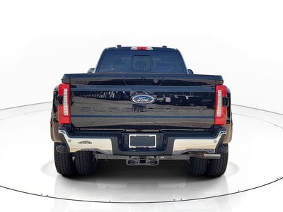 2026 Ford F-350SD Lariat DRW 4WD CREW CAB