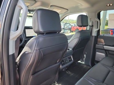 2026 Ford F-350SD Lariat DRW 4WD CREW CAB