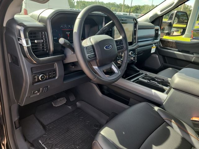 2026 Ford F-350SD Lariat DRW 4WD CREW CAB
