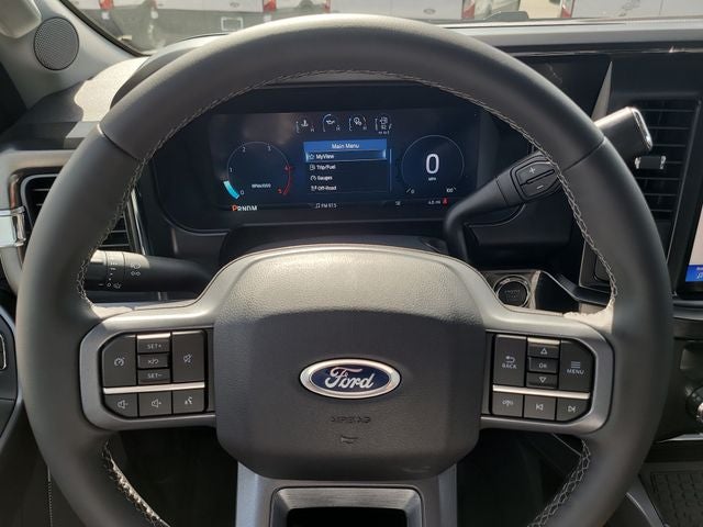 2026 Ford F-350SD Lariat DRW 4WD CREW CAB