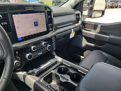 2026 Ford F-350SD Lariat DRW 4WD CREW CAB