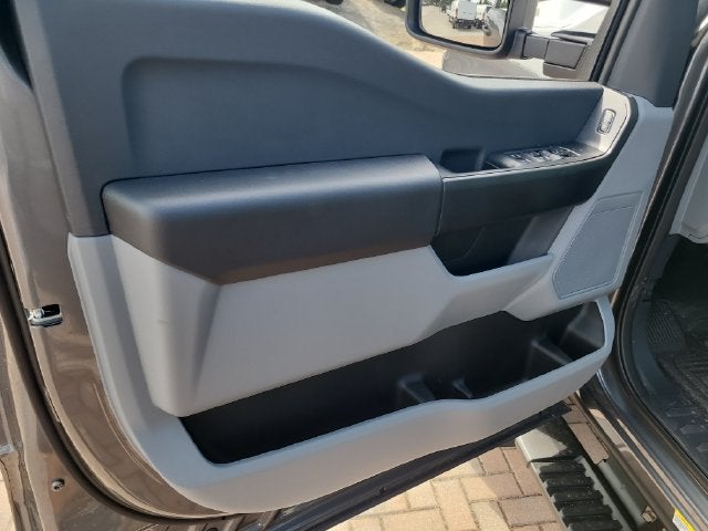 2027 Ford F-450SD XL 4WD CREW CAB DRW