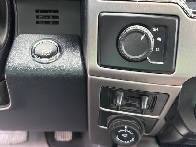 2022 Ford F-450SD Platinum