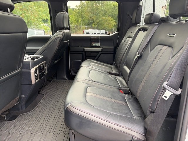 2022 Ford F-450SD Platinum