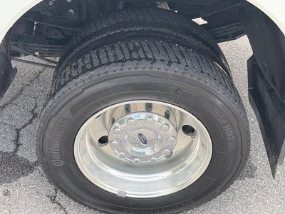 2022 Ford F-450SD Platinum