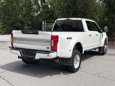 2022 Ford F-450SD Platinum