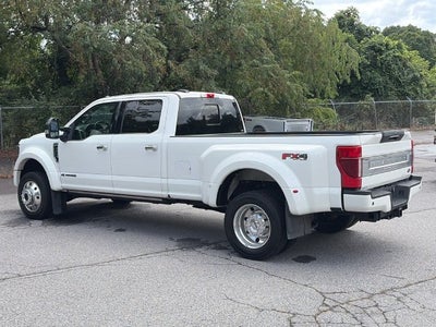2022 Ford F-450SD Platinum