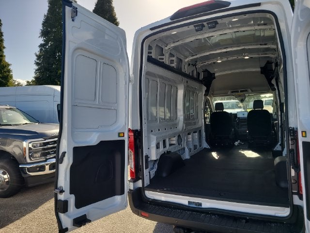 2027 Ford Transit-250 Base