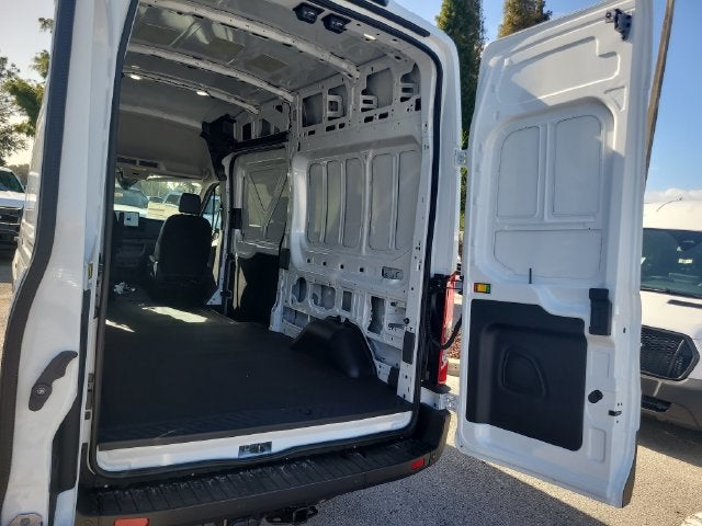 2027 Ford Transit-250 Base