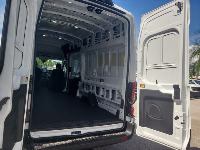 2027 Ford Transit-350 Base